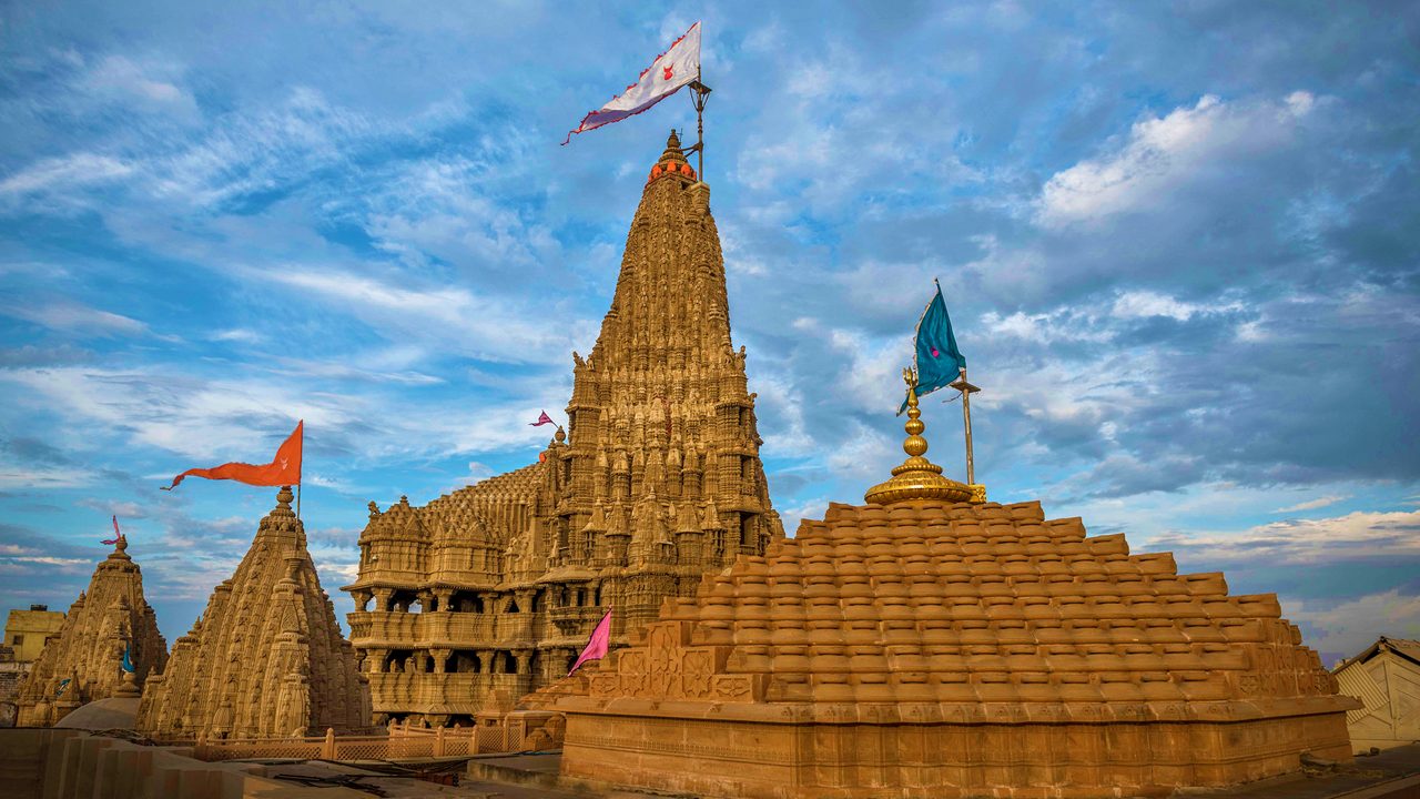 Divine Dwarka with Gir Tour
